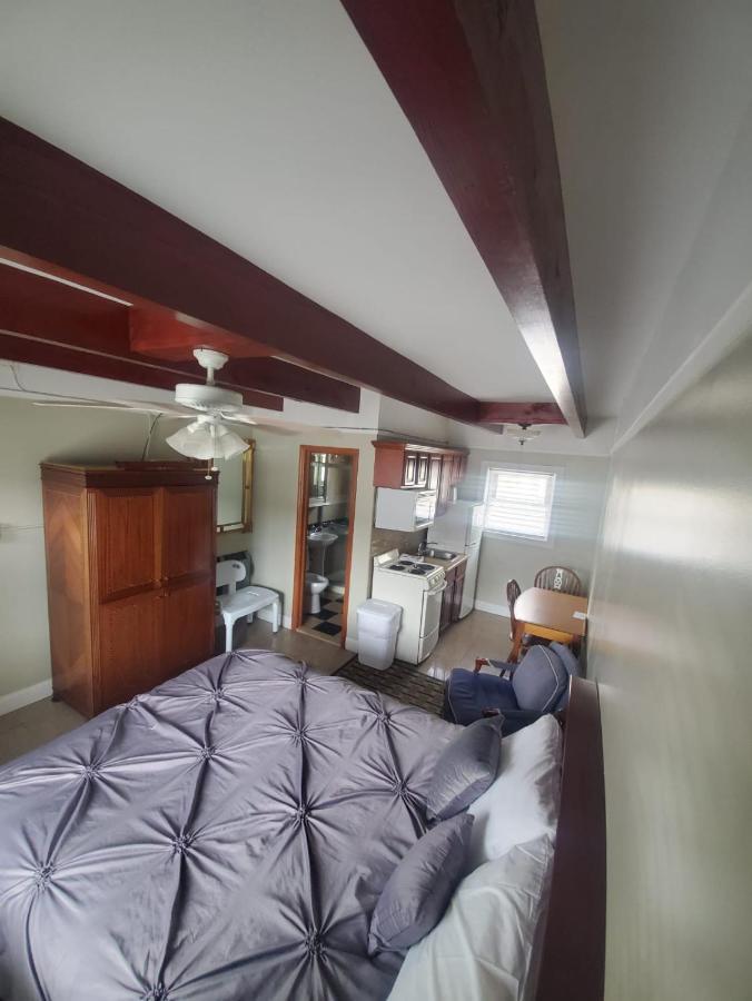 Golden Gate Lodging Plattsburgh Exterior foto